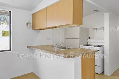 Main picture of PM460 - North Beverly Avenue - 1646