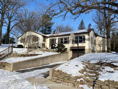 Main picture of 548 Briody St