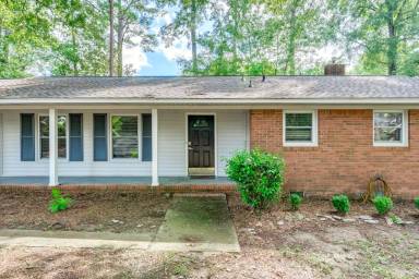 Main picture of 3414 Bush River Rd