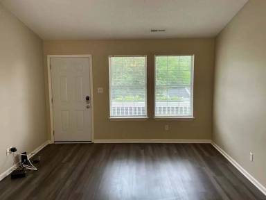 Main picture of 2006 Chelsea Ln
