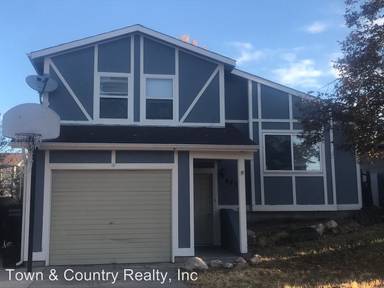 Main picture of 6235 Chantilly Pl