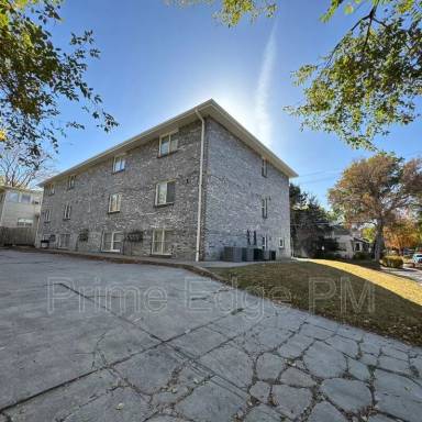Main picture of 2100 Garfield St