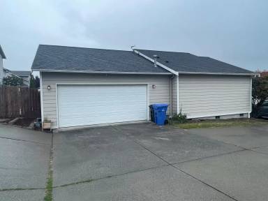 Main picture of 1031 NE Cordero Pl