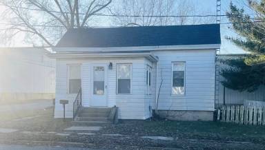 Main picture of 321 N East St