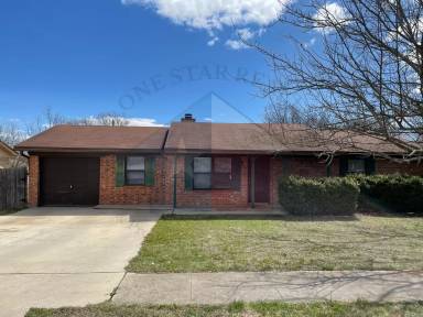 Main picture of 2206 Lago Trl