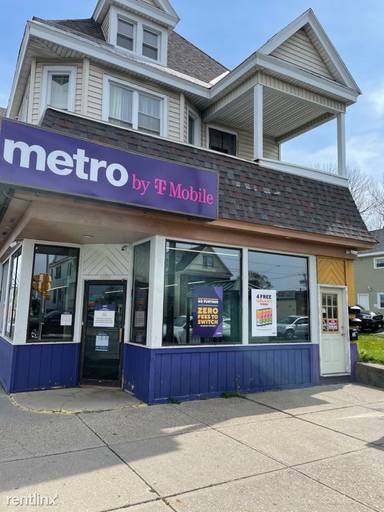 Main picture of 1203 State St