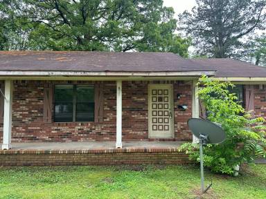 Main picture of 829 Glendale Rd