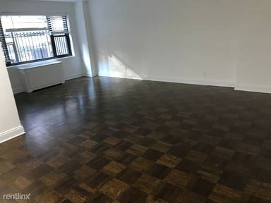 Main picture of Sutton Town House