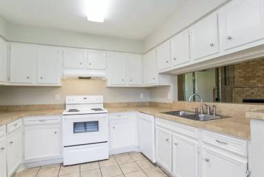 Main picture of 2707 Skelton Dr