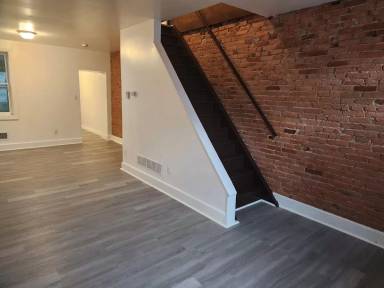 Main picture of 847 Windsor St