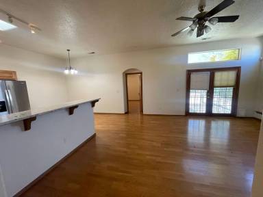 Main picture of 3101 Renaissance Dr SE