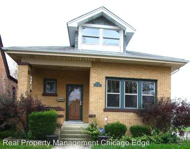 Main picture of 6735 W Albion Ave