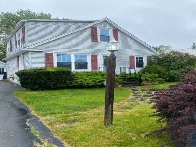 Main picture of 52 Fairfax St