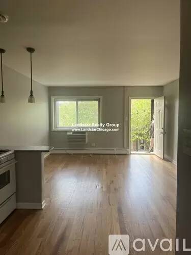 Main picture of 8504 Waukegan Rd