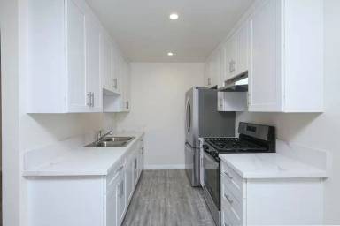 Main picture of 2211 N Verdugo Rd