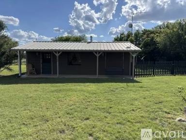 Main picture of 7796 Ranch Road 965