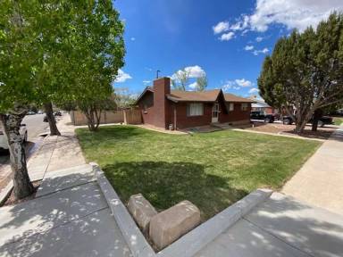 Main picture of 394 S 500 W