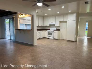Main picture of 18022 Clearwater Cir