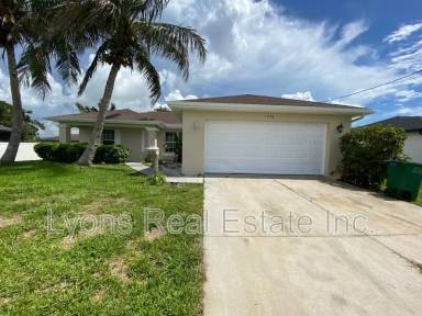 Main picture of 1720 NW 27th Ter