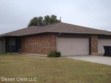 Main picture of 809 N Eagle Ln