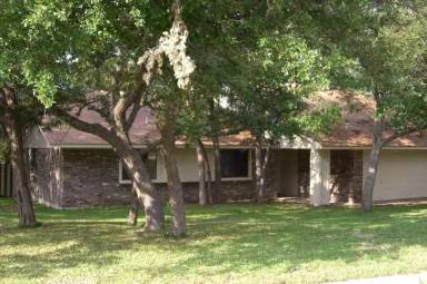 Main picture of 1301 Cedar Oaks Ln