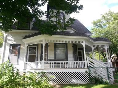 Main picture of 611 W Seerley Blvd