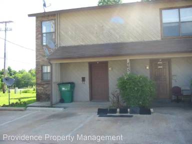 Main picture of 405 N Main St