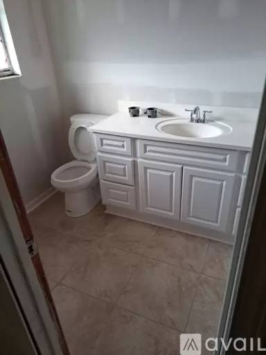 Main picture of 12477 Canterbury Dr