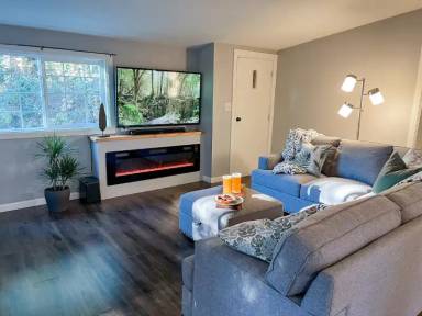 Main picture of 1812 Trigg Rd