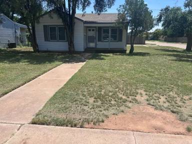 Main picture of 3619 32nd St