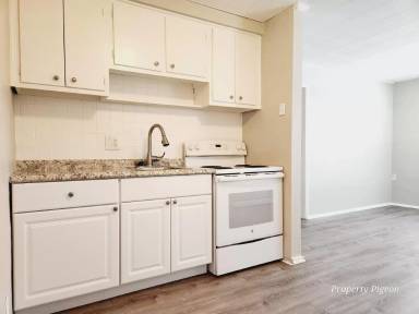 Main picture of 4596 Hamilton Ave