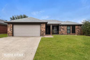 Main picture of 6305 Avanti Dr