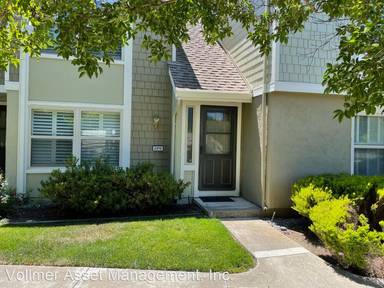 Main picture of 2370 Shoreside Ct