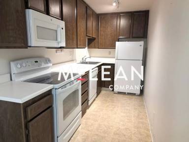 Main picture of 685 N Ashurst Ct