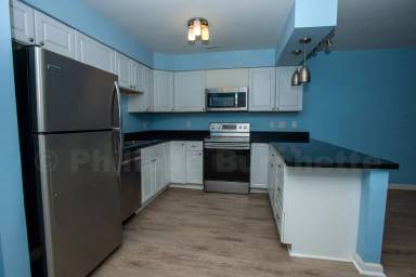 Main picture of 272 Summerwalk Cir