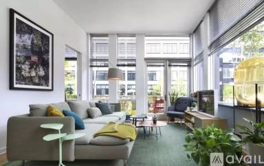 Main picture of 775 S 3rd St