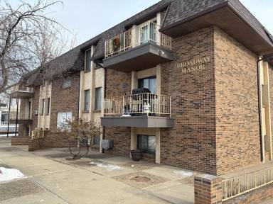 Main picture of 304 4th Ave E