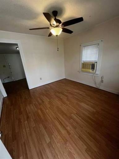 Main picture of 408 Hiley St