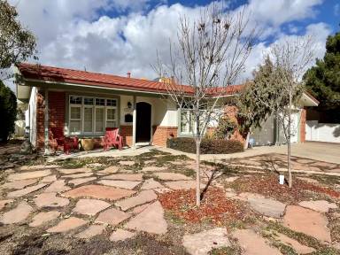 Main picture of 3225 Siringo Rd