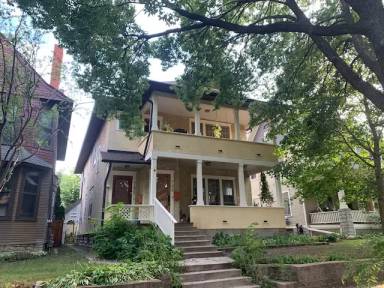 Main picture of 788 Ashland Ave
