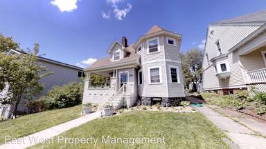 Main picture of 1617 E 3rd St