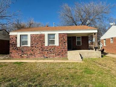 Main picture of 535 E Boeing Dr