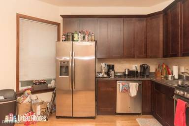 Main picture of 3826 N Kenmore Ave