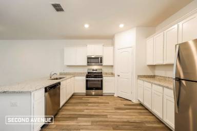 Main picture of 2942 Forsyth Cyn