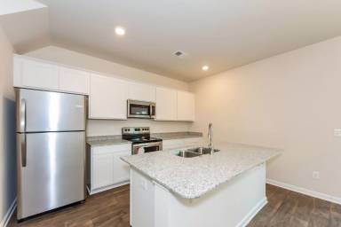 Main picture of 501 Blue Duck Ln