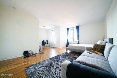 Main picture of 2534 Crescent St