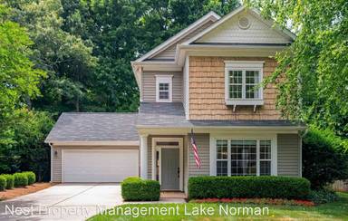 Main picture of 20420 Greenway Heights Dr