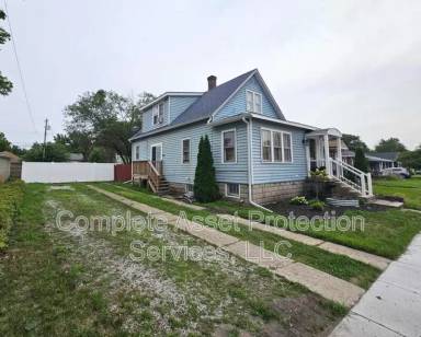 Main picture of 1033 170th St
