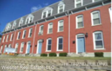 Main picture of 220 W Grand Ave