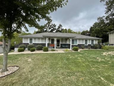 Main picture of 6806 Renner Rd